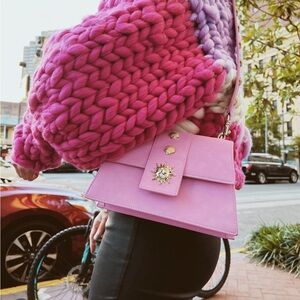 Poppy Lissiman Pink Tamarama Bag seashell detail